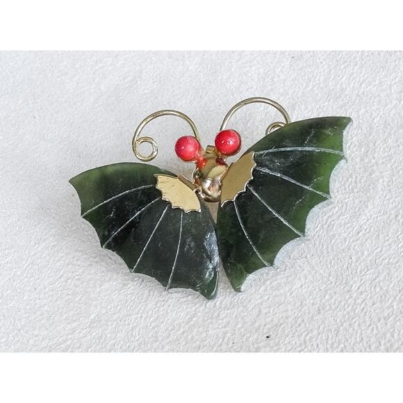 Vintage Jade Red Coral Butterfly Moth Brooch Pin Small Gold Tone Metal Carved - Picture 3 of 6